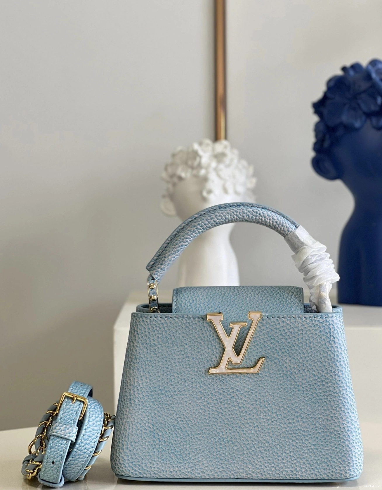 WIS MINI LOUIS VUITTON CAPUCINES 1004